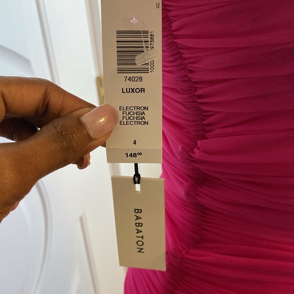 COPY - NWT Aritzia Babaton Rouched Dress - Picture 2 of 6